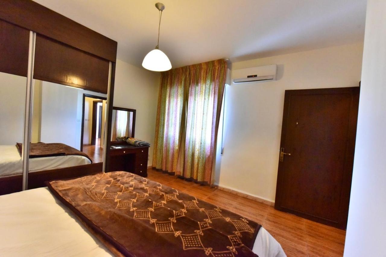 Al Farooq Hotel Apartments Αμμάν Εξωτερικό φωτογραφία